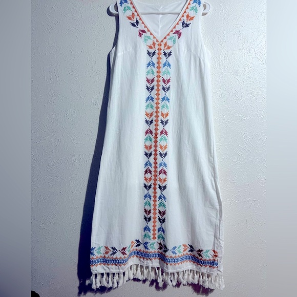 Boho Embroidered Tassel Dress - Picture 2 of 7